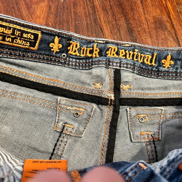 ROCK REVIVAL SHORTS Celine Flare 28 - Picture 5 of 10